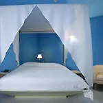 Aquamaris 호텔